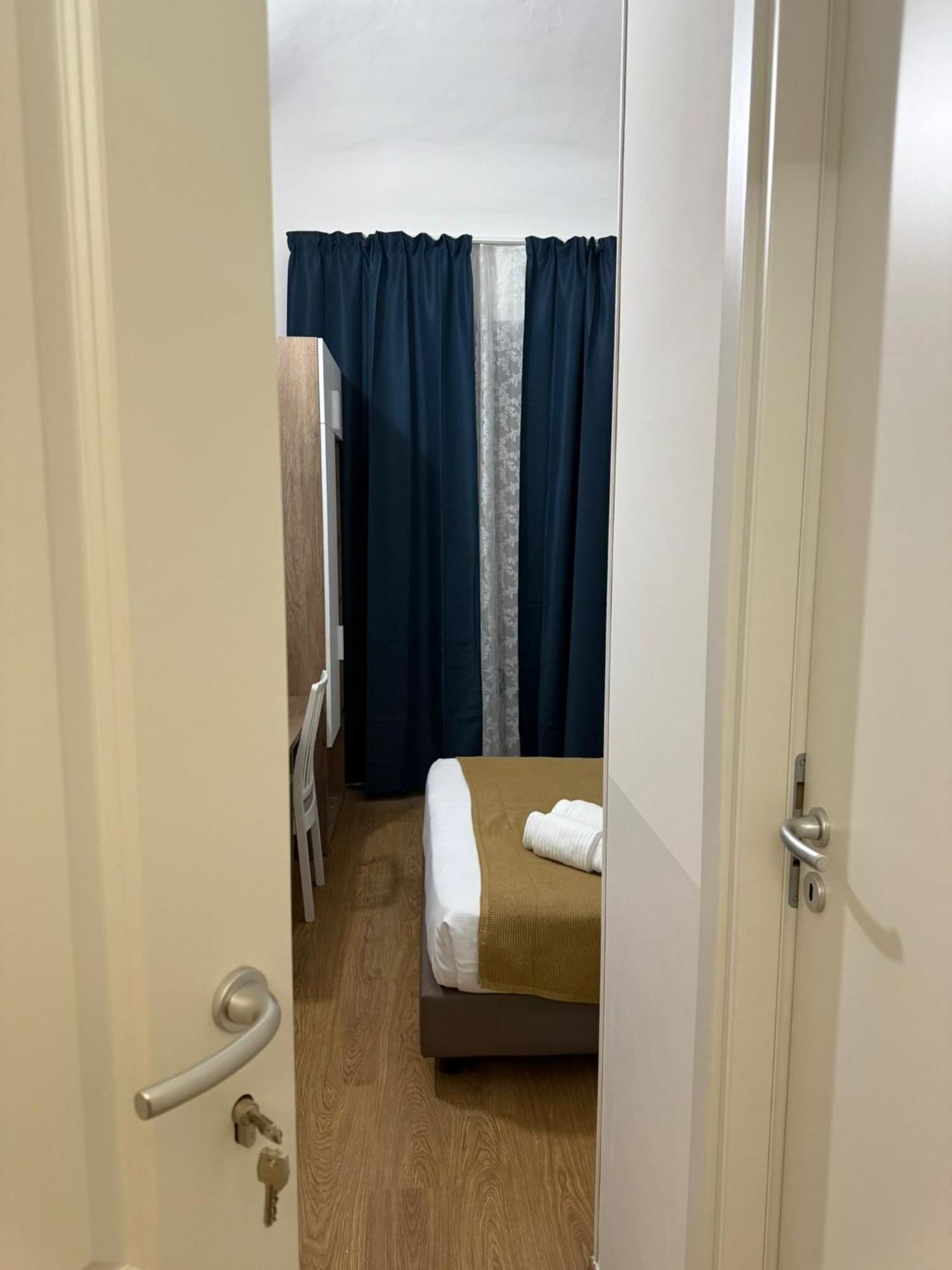 Conte Guesthouse Rzym Zewnętrze zdjęcie