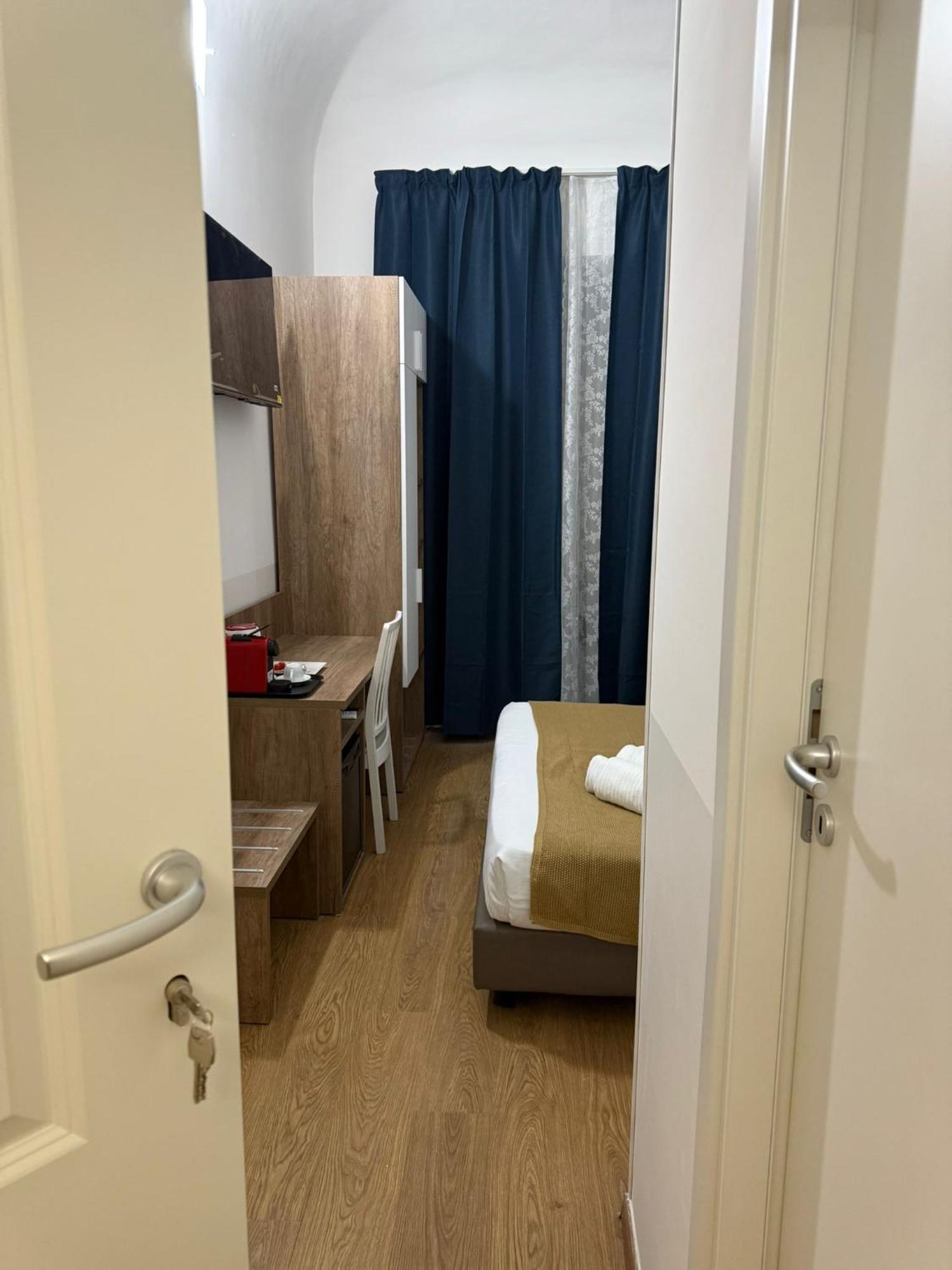 Conte Guesthouse Rzym Zewnętrze zdjęcie
