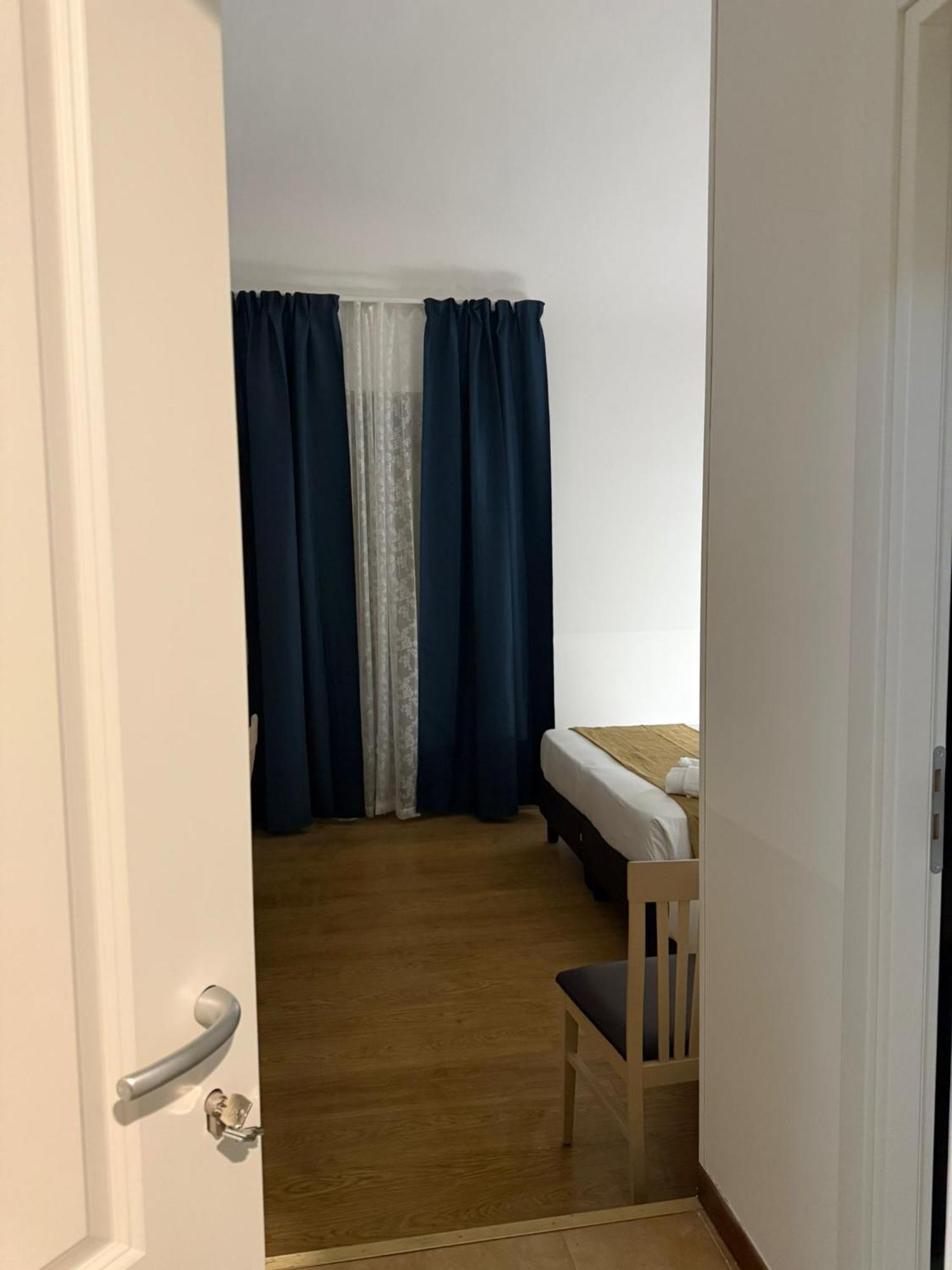 Conte Guesthouse Rzym Zewnętrze zdjęcie