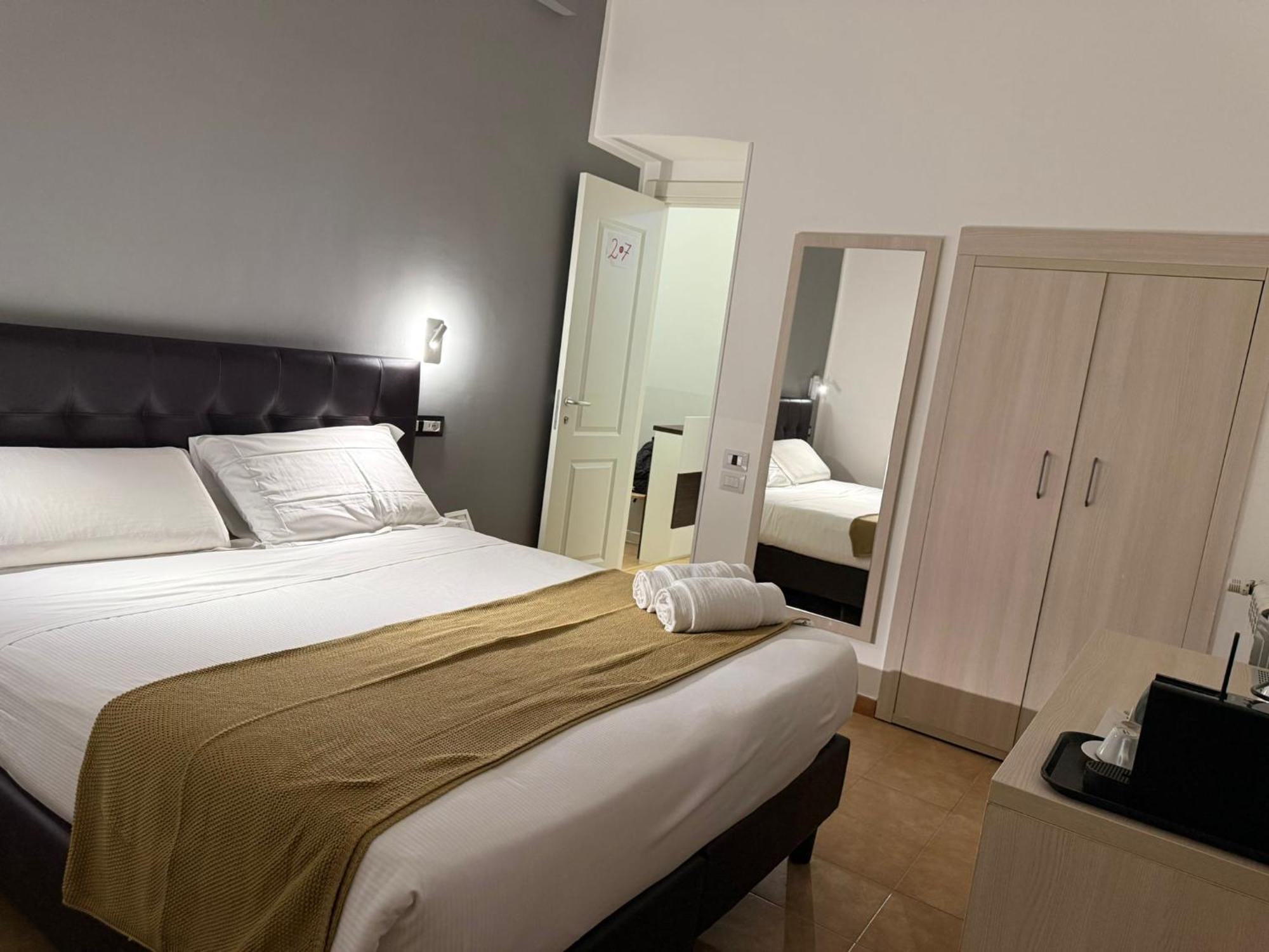 Conte Guesthouse Rzym Zewnętrze zdjęcie