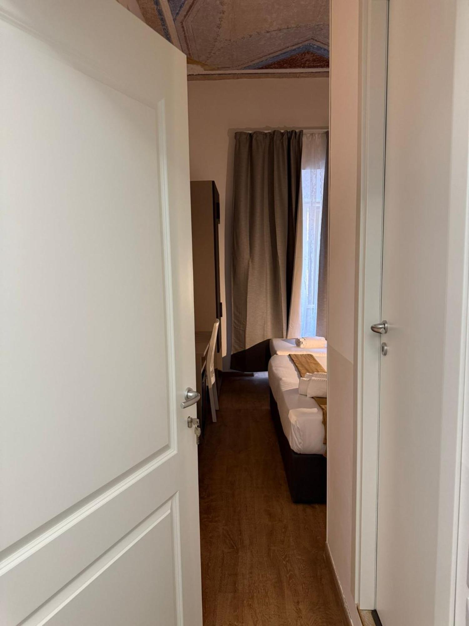 Conte Guesthouse Rzym Zewnętrze zdjęcie